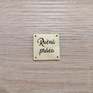 Koženkový štítok 3x3cm - Ručná práca (farba 25)