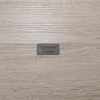 Koženkový štítok 4x2cm - Vyrobené s láskou (farba 29)