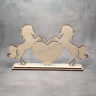 Drevená dekorácia - Kone a srdce 30x16cm